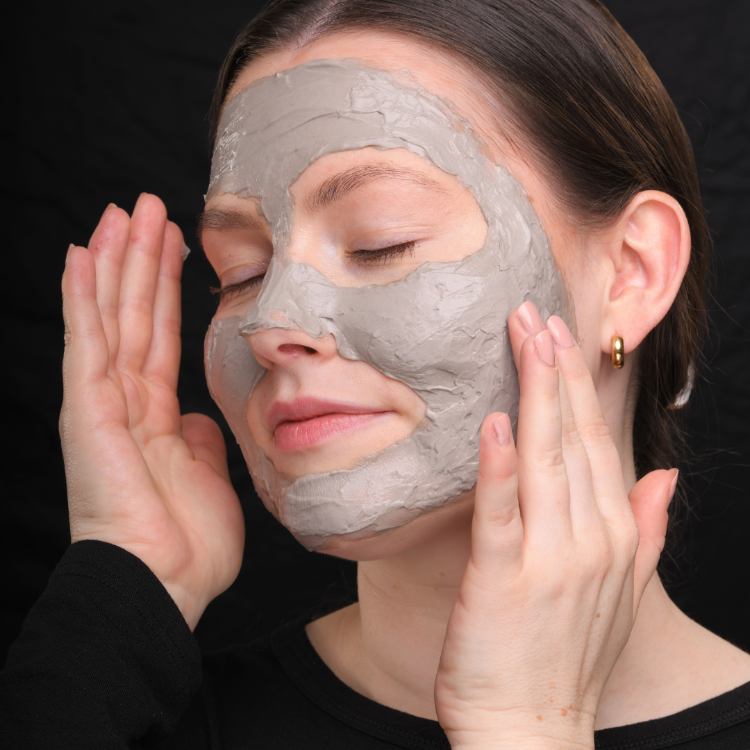 Modelbild mit der Textur der Detox Heilmoor Maske